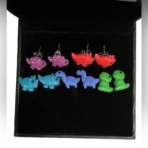 Claire’s dinosaur earrings 10 pc